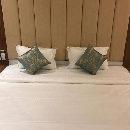 Hotel Hari Vilaas Varanasi Dış mekan fotoğraf
