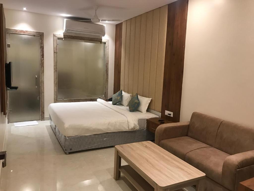 Hotel Hari Vilaas Varanasi Dış mekan fotoğraf