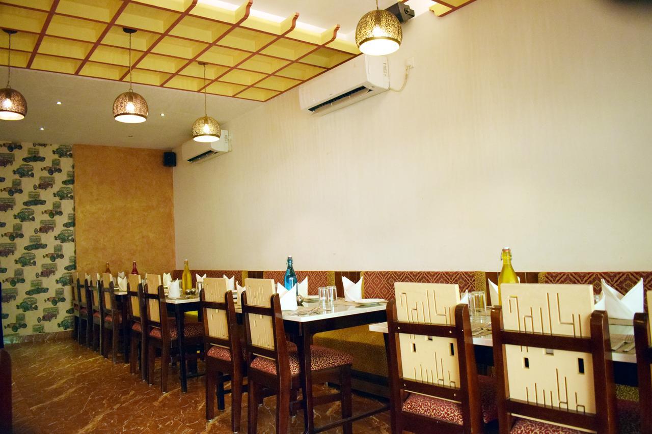 Hotel Hari Vilaas Varanasi Dış mekan fotoğraf